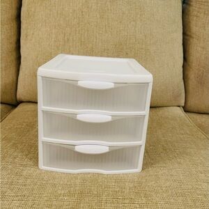 Brand new Sterlite White 3-Drawer Storage Organizer